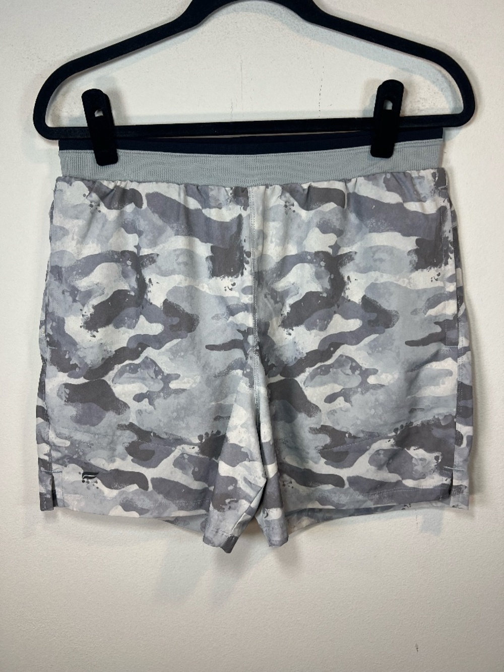 Fabletics The Fundamental Short II 5" Gray Camo Lined Drawstring Athletic Medium